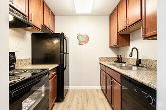 1BR, 1BA - 692SF - Luna Residences