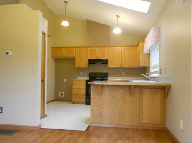 Foto del edificio - Burntwood West Neighborhood Home - 3 Bedro...
