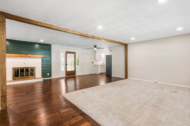 Foto del edificio - 4267 S Ridgecrest Dr