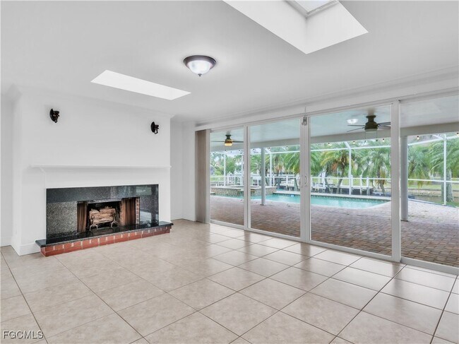 Building Photo - 5303 Mikado Ct