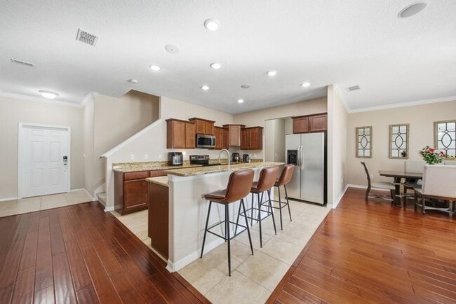 Building Photo - Located in the gated Hammocks community, professionally managed & PRIVATE OWNER