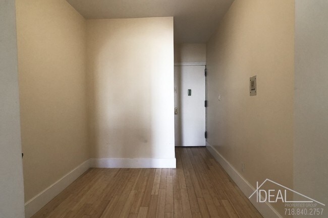Building Photo - 80 Woodruff Avenue #4BR