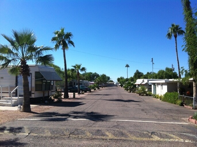 Desert Queen Mobile Home Park Alquileres en Apache Junction, AZ