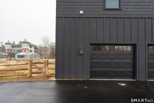 Foto del edificio - 31 Drive Way