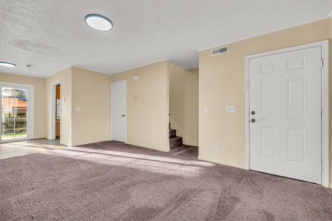 Building Photo - 341 Miller Ave