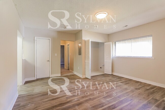 Foto del edificio - 3 BR, 2 BA home in Oakwood Estates