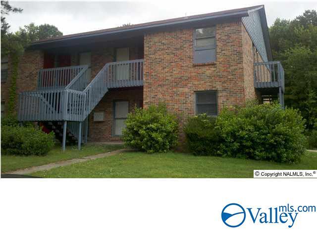 Building Photo - 4500 Bonnell Dr NW