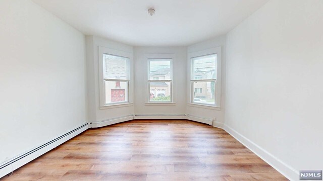Building Photo - 518 Forest St