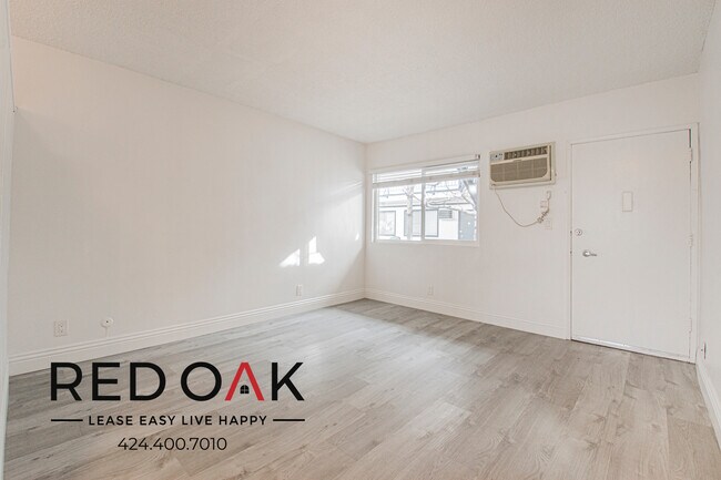 Foto del edificio - 5119 Fountain Ave