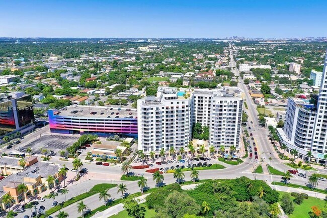 Foto del edificio - 1830 Radius Dr