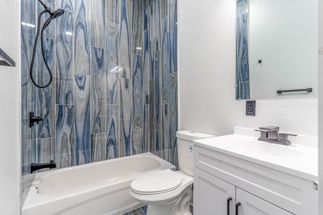 Building Photo - 1325 N 18th St