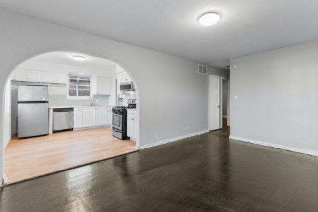 Foto del edificio - 8920 S Carpenter St