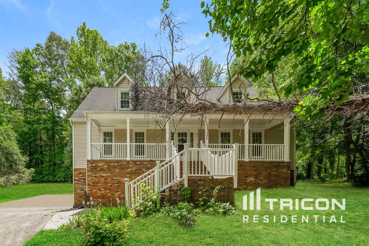 Primary Photo - 5710 Windworth Dr