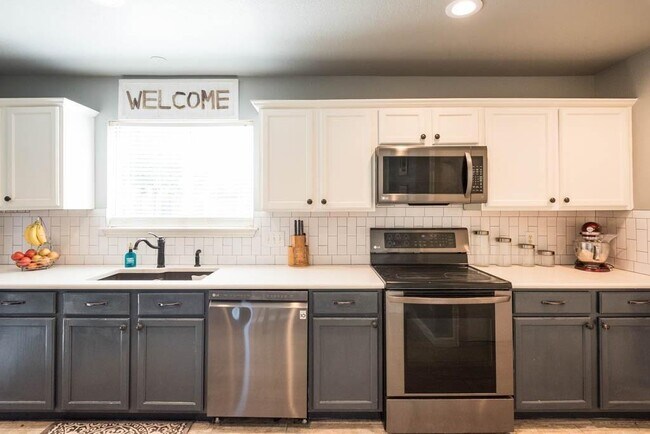 Foto del edificio - 1012 Silverstone Ln