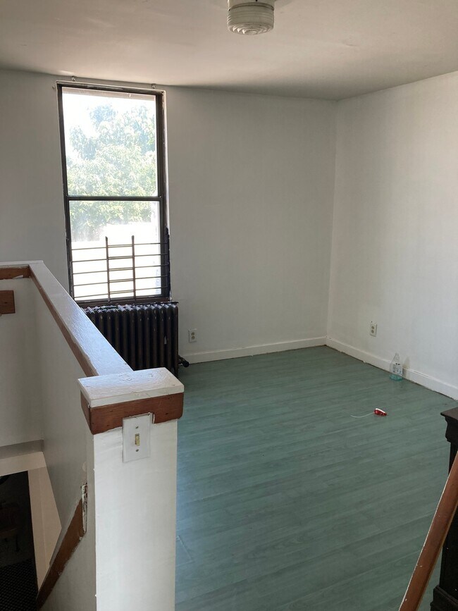 Foto del edificio - 2922 Frankford Ave