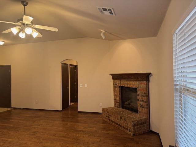 Foto del edificio - 1805 Wheatland Pl