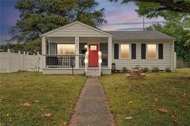 Photo - 837 Tifton Street Unit House
