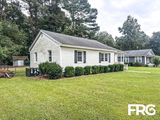 Building Photo - 2310 N Beston Rd
