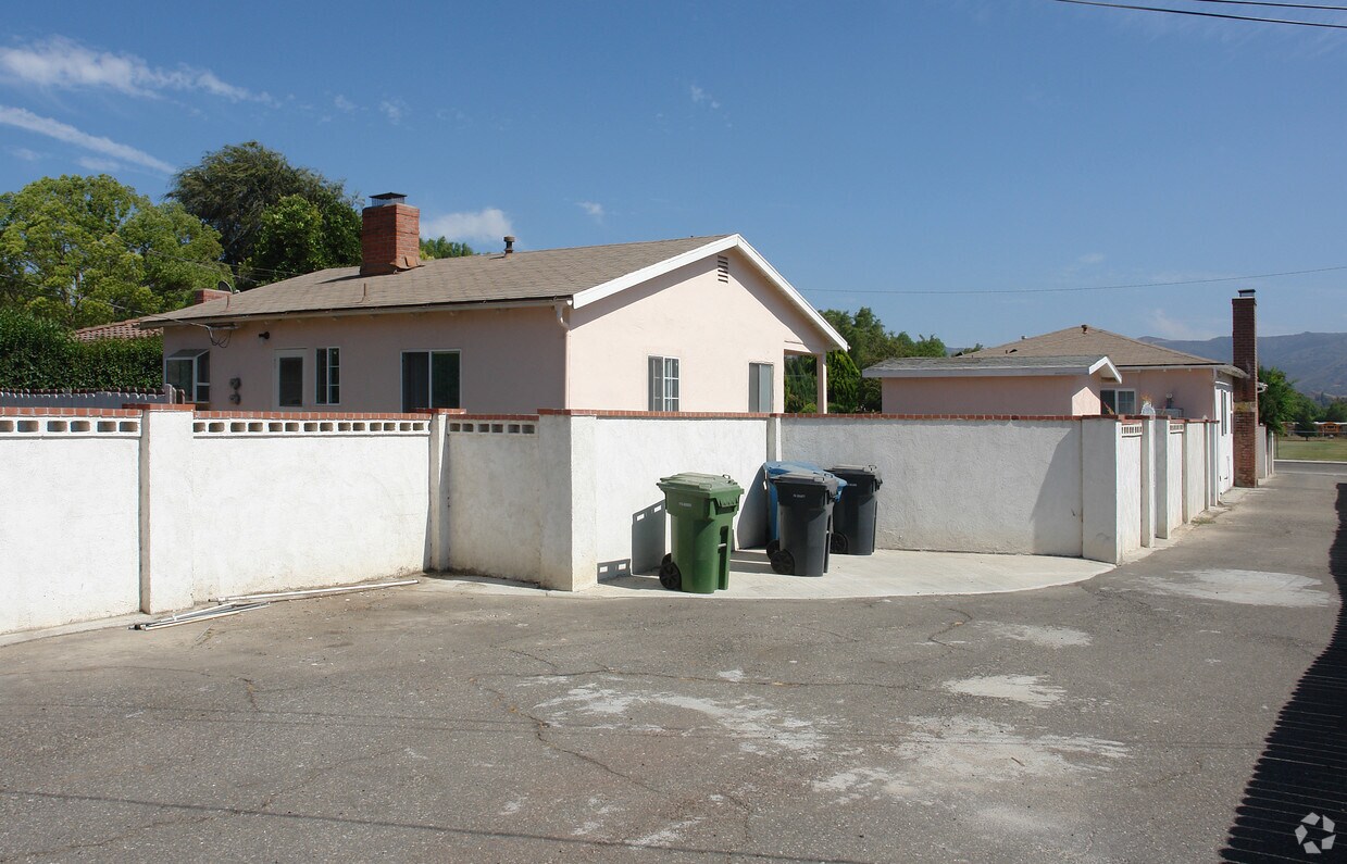 Foto del edificio - 2883-2885 School St