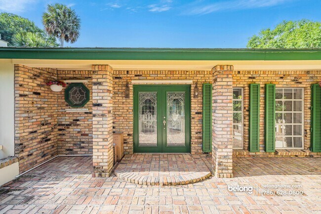 Foto del edificio - 6235 4th St