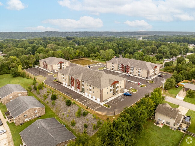 Building Photo - 229 E. Johnson Circle