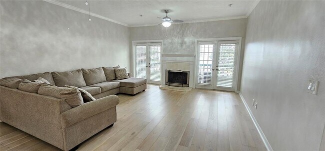 Building Photo - 2907 W Stovall St