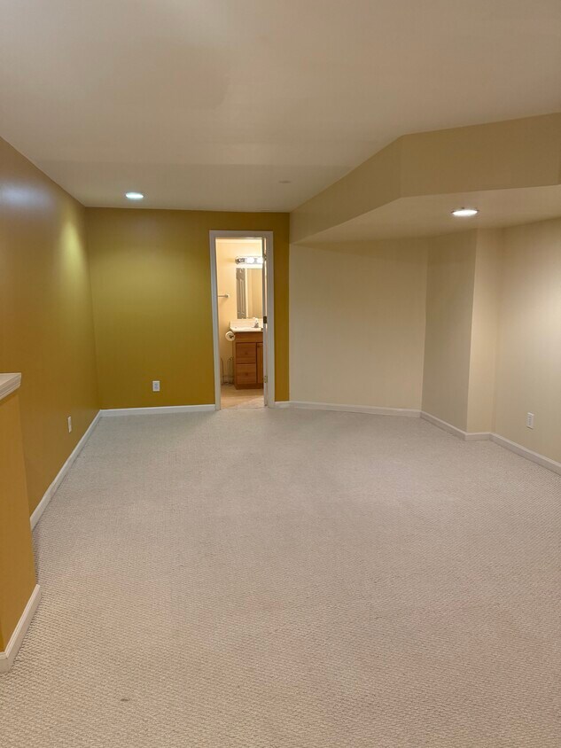 Foto del edificio - 5802 Hampton Forest Way