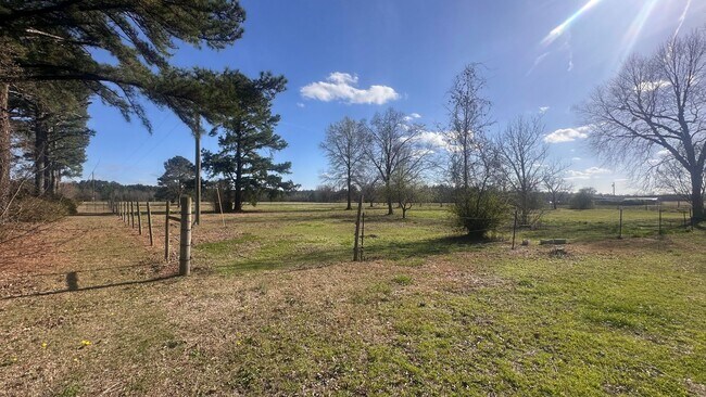 Foto del edificio - 468 Sandy Foundation Rd