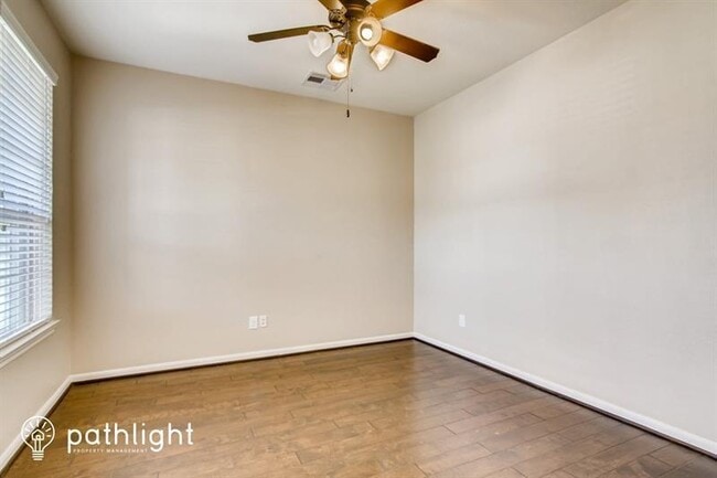 Building Photo - 6519 Hunters Creek Ln