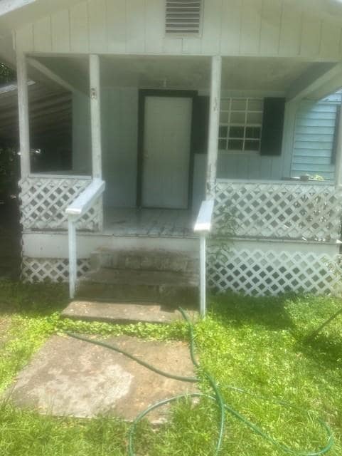 Primary Photo - 107 5th Ave