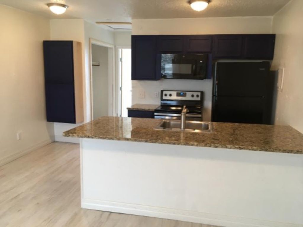 410 Bridgeport Ave Unit A, Corpus Christi, TX 78402 Apartment for Rent in Corpus Christi, TX