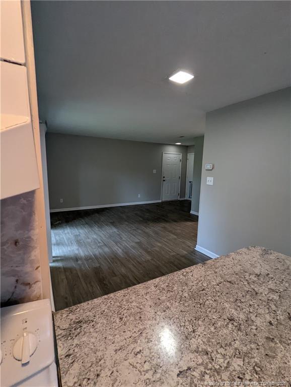 Foto del edificio - 833 Applewood Ln