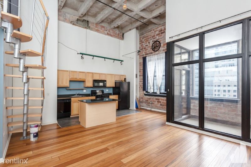 Foto principal - 22 N State St