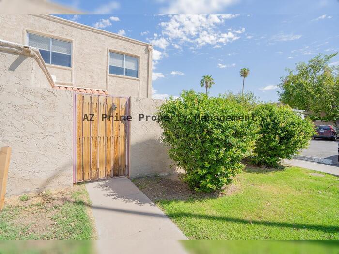 Primary Photo - 4260 N 67TH DR, PHOENIX AZ
