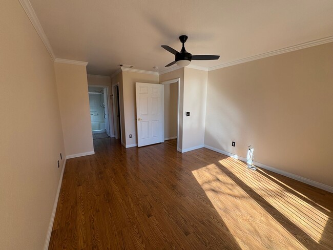 Building Photo - COMING SOON! 55 Community Condo no shared walls