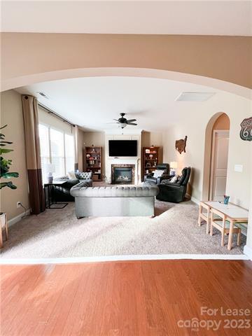 Foto del edificio - 2003 Fallondale Rd