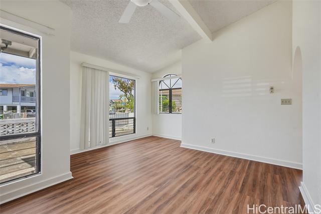 Building Photo - 1135 Aikoo Pl