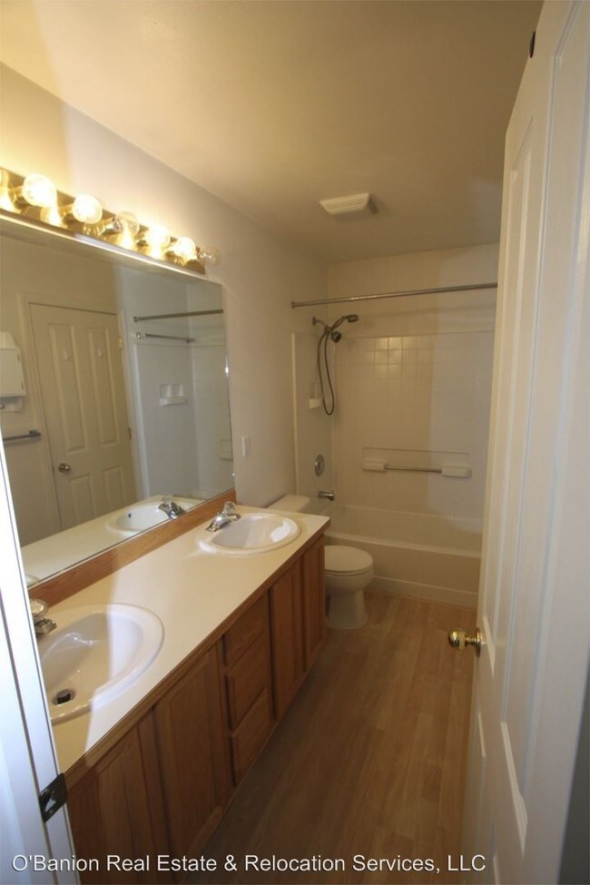 Building Photo - 3 br, 2 bath House - 4506 Camila Court Unit C