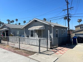Building Photo - 137 N Marshall Ct