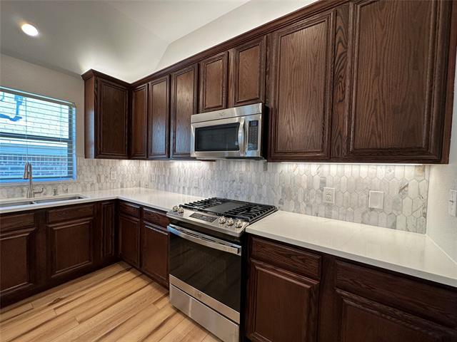Building Photo - 12413 Dogwood Springs Dr
