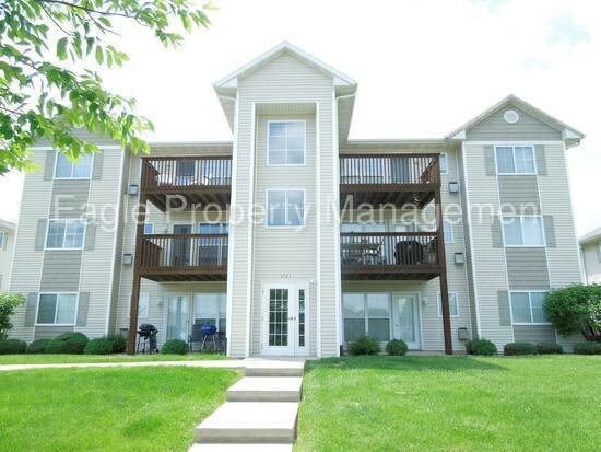 Primary Photo - 6723 Creekside Dr NE