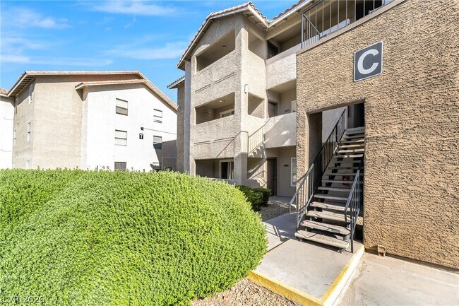 Foto del edificio - 4200 S Valley View Blvd