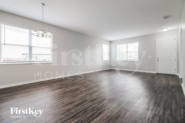 Foto del edificio - 2796 Grassmoor Loop