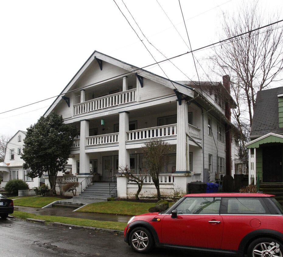 Building Photo - 1611-1619 SE 21st Ave