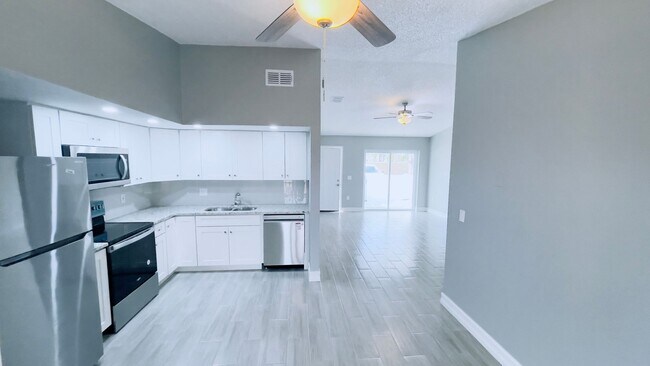 Foto del edificio - Beautiful 3/2 Home in Winter Park