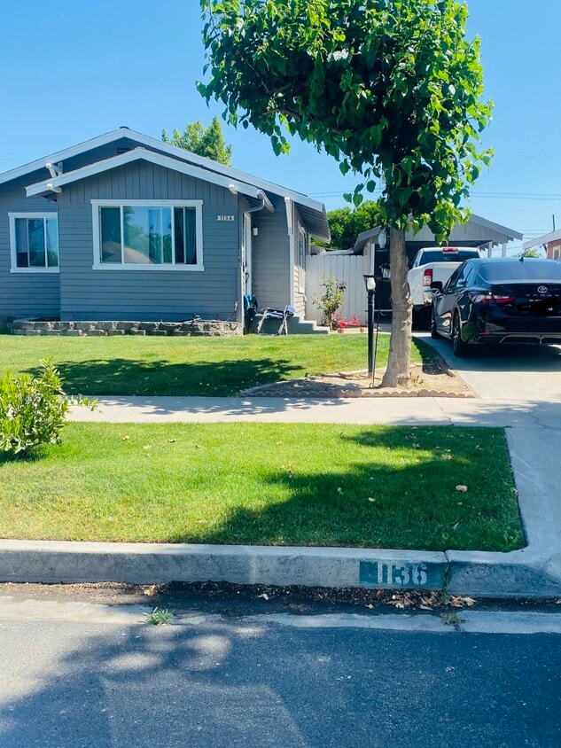 Primary Photo - 1136 J St