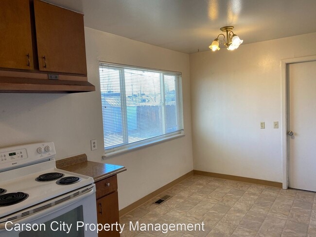 Building Photo - 3 br, 1 bath House - 2301 Michael Dr