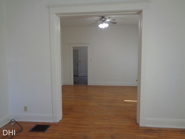 Building Photo - 3 br, 1 bath House - 2736 S. 8th