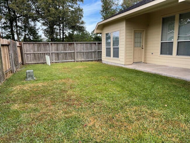 Building Photo - 13911 Brighton Park Dr