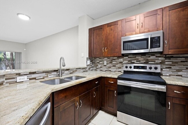 Building Photo - 7929 Tuscany Dr